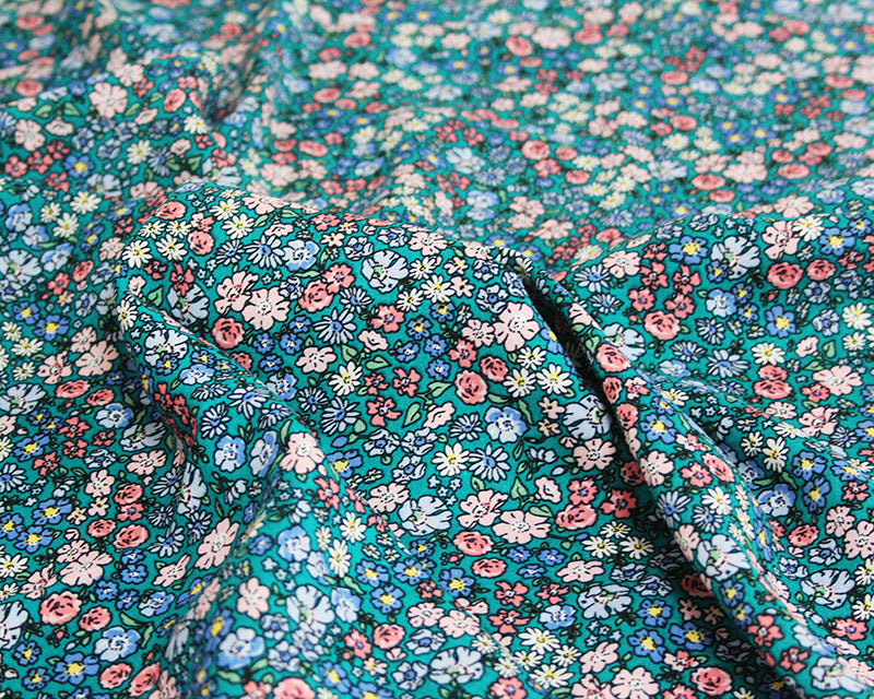 Vintage ditsy floral 100% Viscose Challis dress fabric per 1/2m