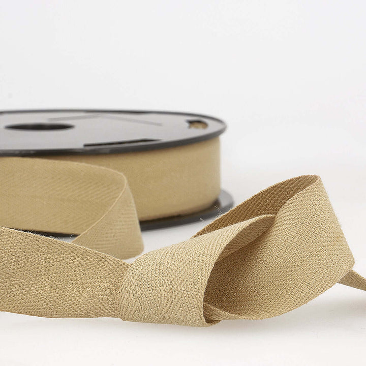 Cotton Herringbone Webbing Twill Tape: 25 mm/40mm wide. Sold per metre