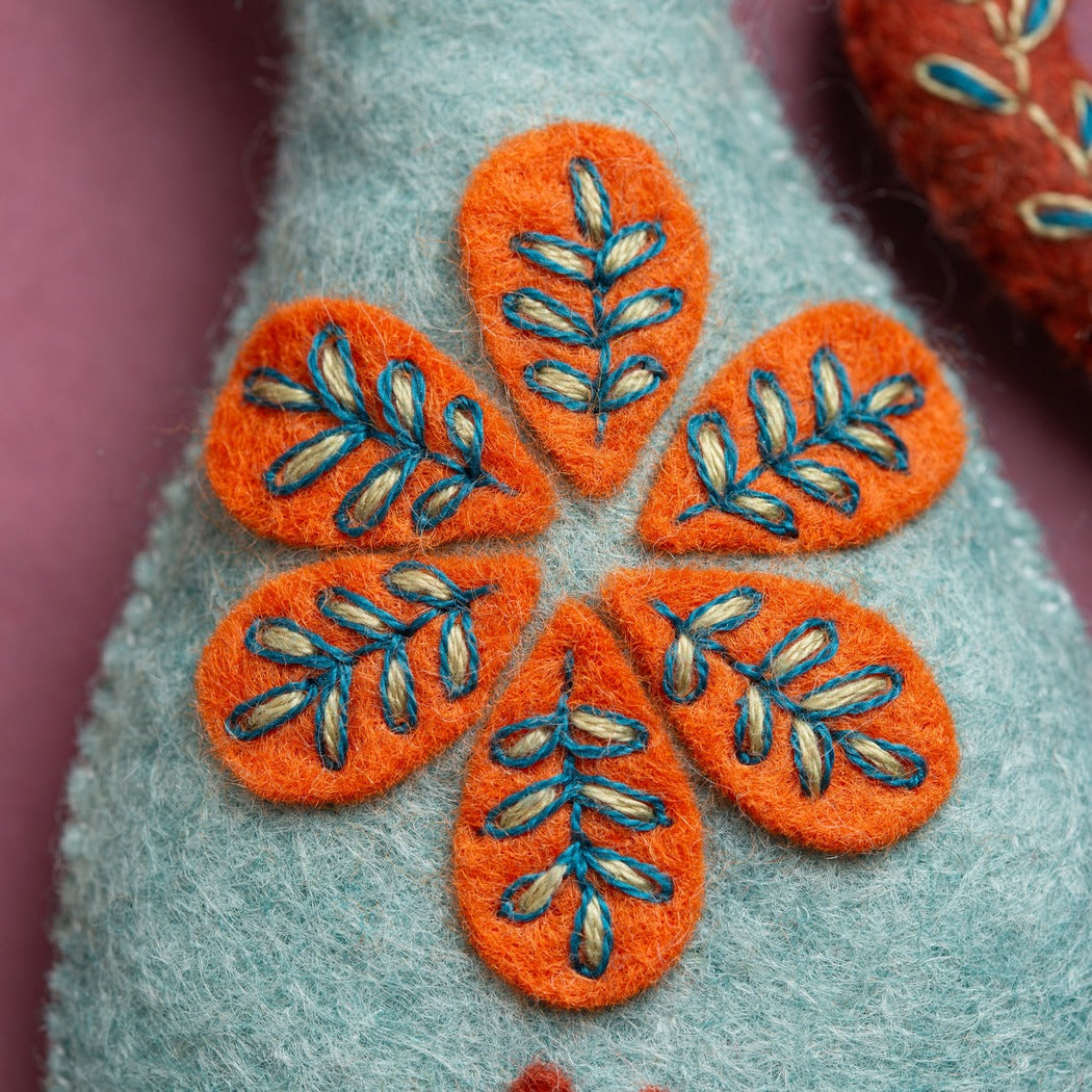 Corinne Lapierre, UK - Felt Mini Craft Kit Hanging decoration Folk Cat