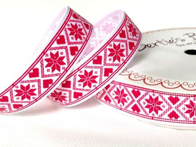 Christmas ribbon by Bertie's Bows. 9-16mm wide 3m/5m - scandi, robins, trees