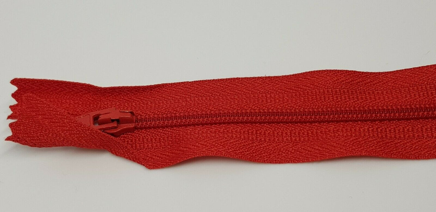 Nylon Closed End Auto-lock Zips 4in, 8in (20cm) 10in (25cm). Dressmaking, crafts.