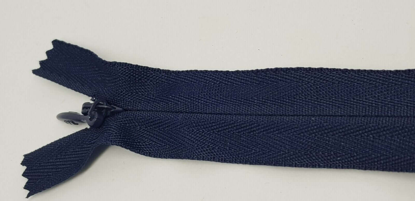 Concealed Invisible closed-end nylon zip No.3 8" 9" 14" 22". Auto-lock.